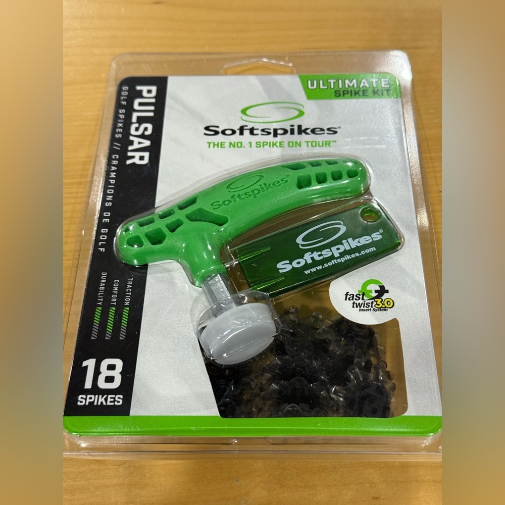 Softspikes Pulsar Golf Ultimate Spike Kit. 18 Spikes. Brqnd New .
